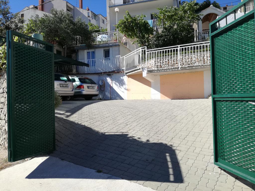 Apartments Dragan Τρογκίρ Εξωτερικό φωτογραφία