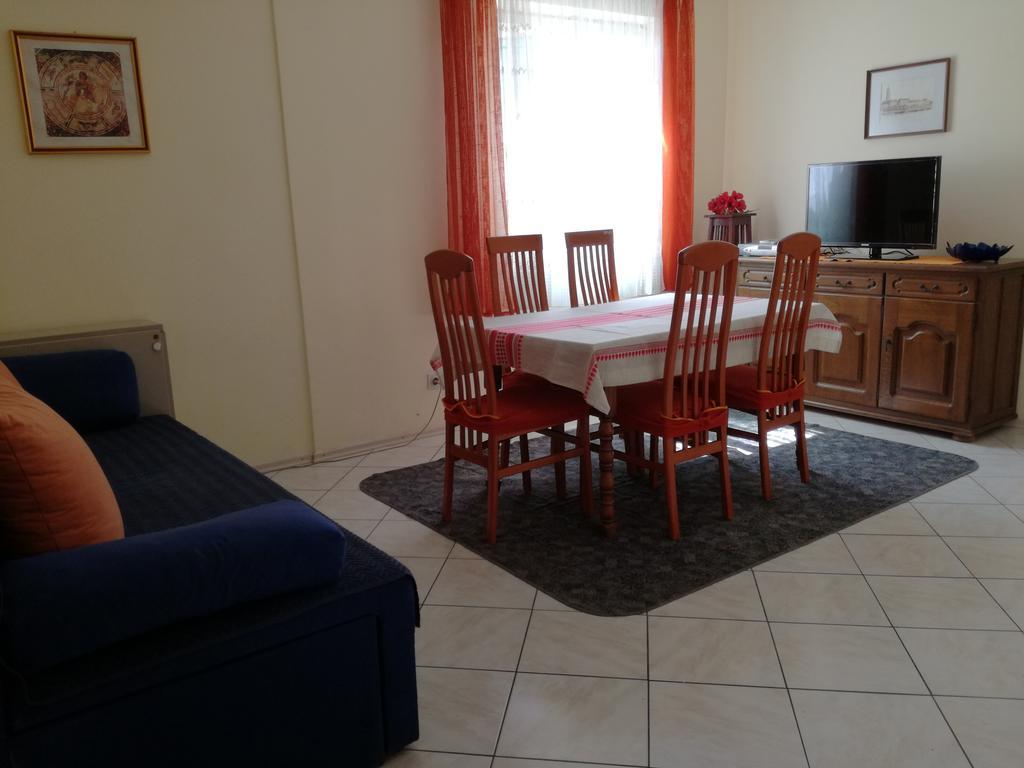 Apartments Dragan Τρογκίρ Εξωτερικό φωτογραφία